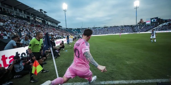 PP电子娱乐官网-梅西缺席香港表演赛引争议|莱昂内尔·梅西_新浪体育_新浪新闻