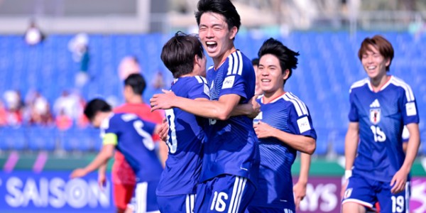 PP电子-U23国足今晚亚洲杯决赛战日本，安帅或将再排怪阵，派出三剑客